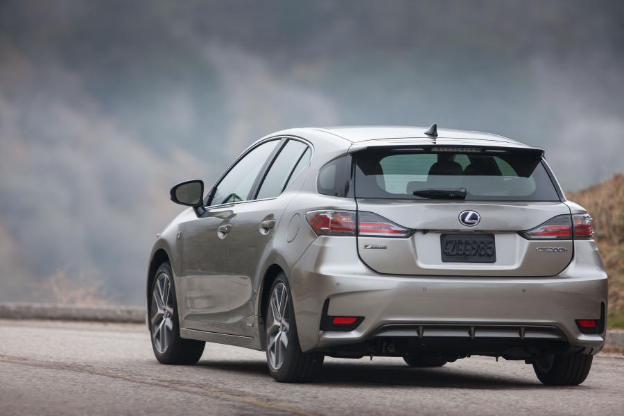  Lexus CT200h F-Sport 2014 года  (NA) (фото 34 из 41)